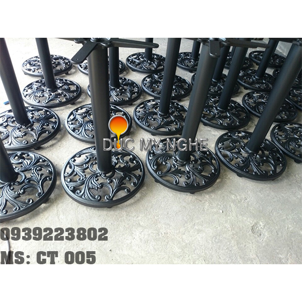 bàn cafe đế tròn lá liểu ct 005